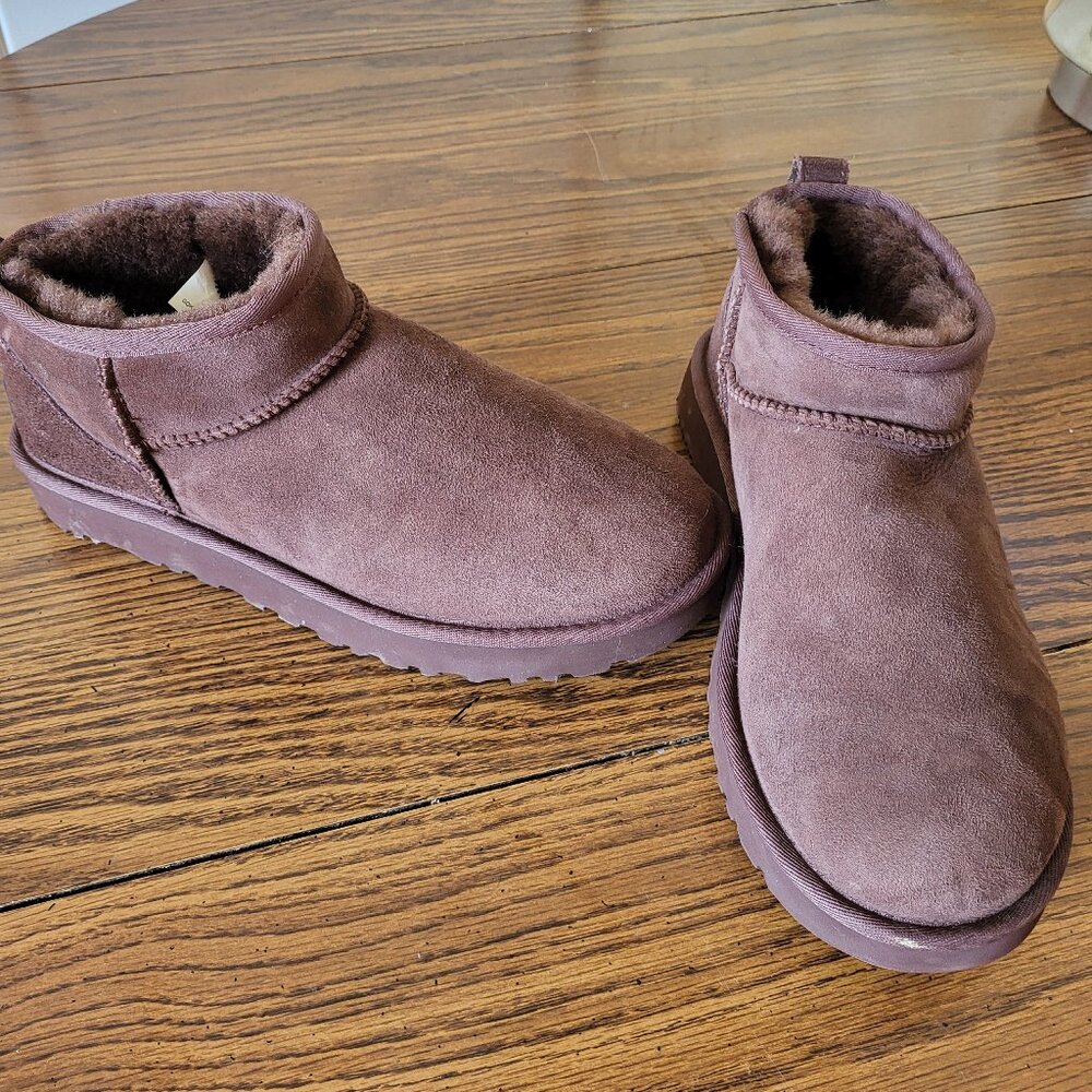 Uggs size 9